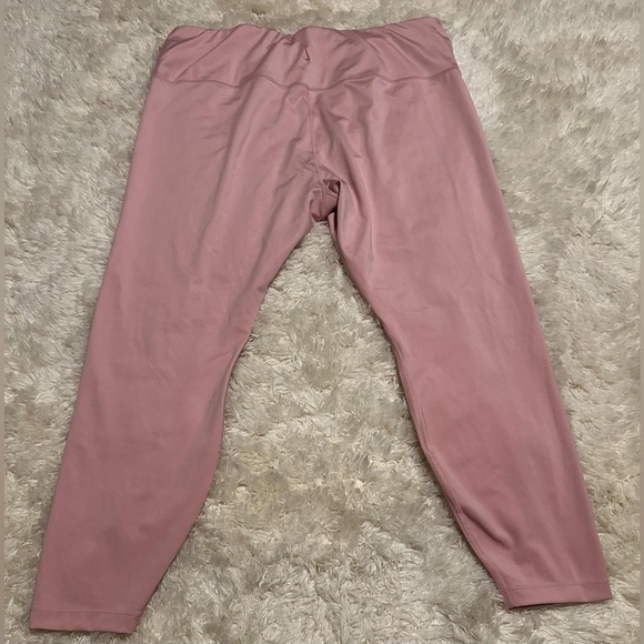 NIKE Dri-Fit Size 2XL Pink Leggings EUC - Picture 2 of 8
